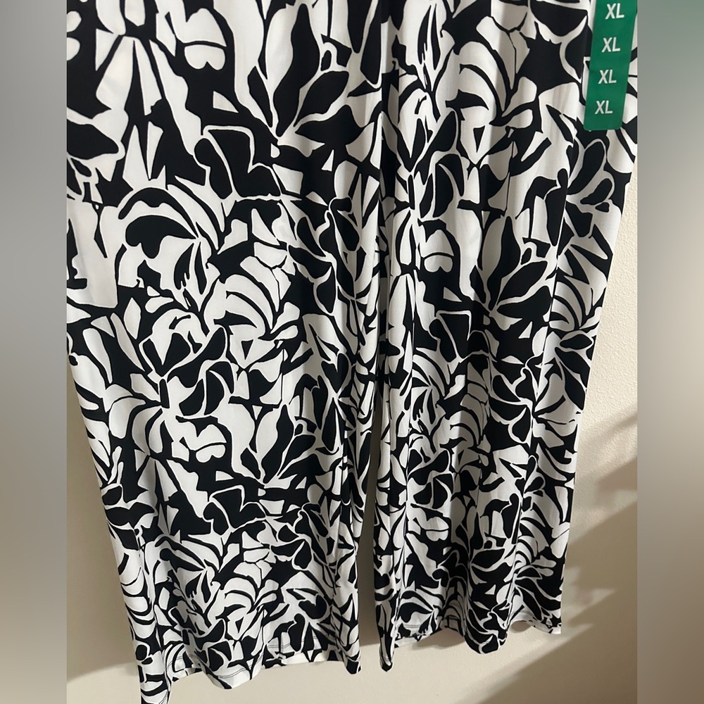 NEW - Three Dots Black and White Leaf Print Wide Leg Pants, Size XL - Picture 4 of 9
